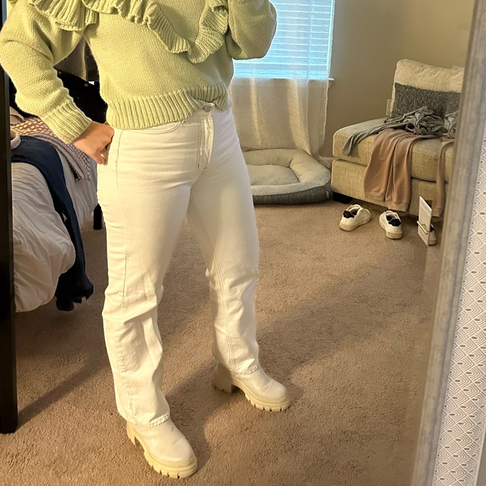 BDG Off White Denim